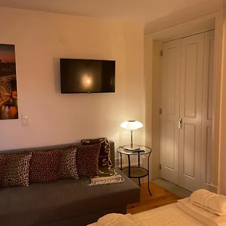 Apartment Historic Balcony Hideaway - Taipas House 60 *