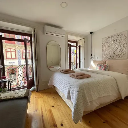 Historic Balcony Hideaway - Taipas House 60 * Porto